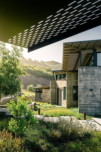 Butterfly House By Feldman Architecture - Contemporary Low-Energy Home In Carmel California With Spectacular Views