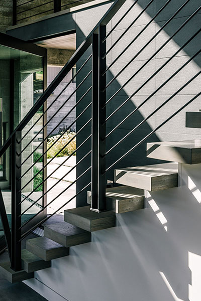 Butterfly House By Feldman Architecture - Staircase