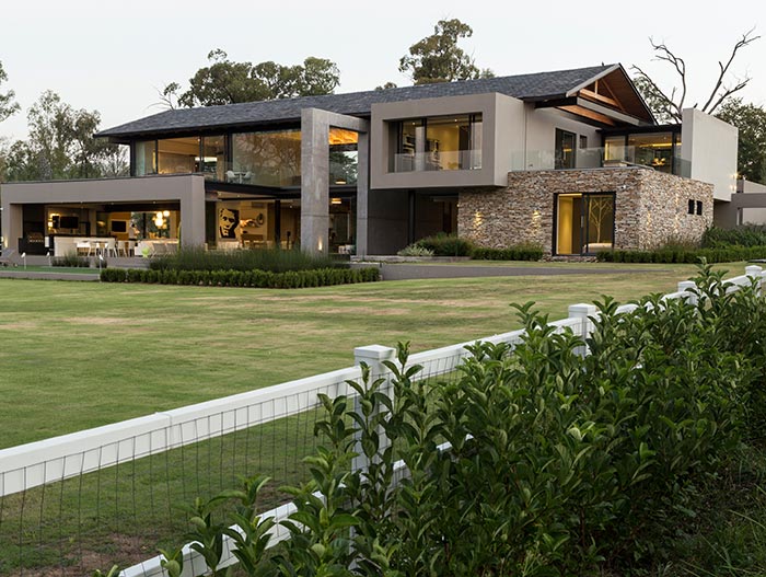 Contemporary Farmhouse In South Africa
