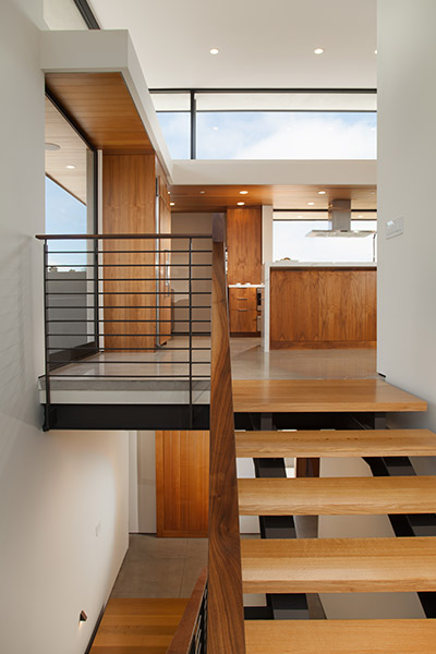 Cornelio Residence Beautiful Staircase Leading To Kitchen