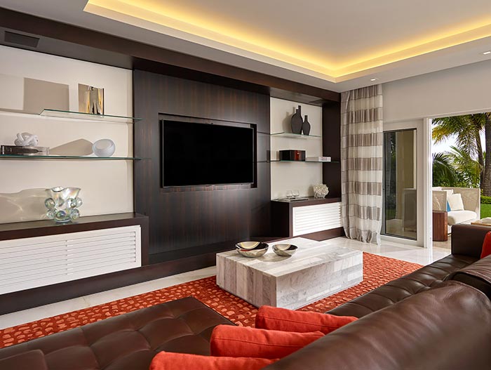 Doral Residence Luxurious Family Room In Miami Beach Florida