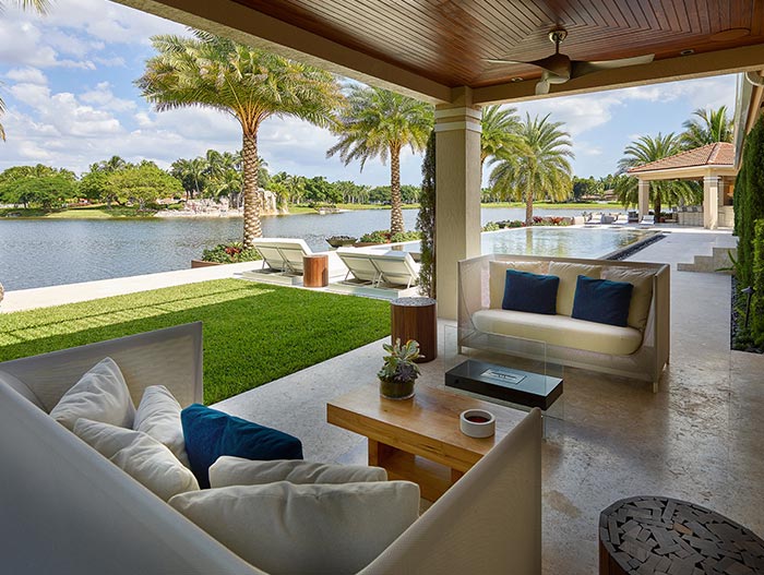 Doral Residence Outdoor Entertainment Area