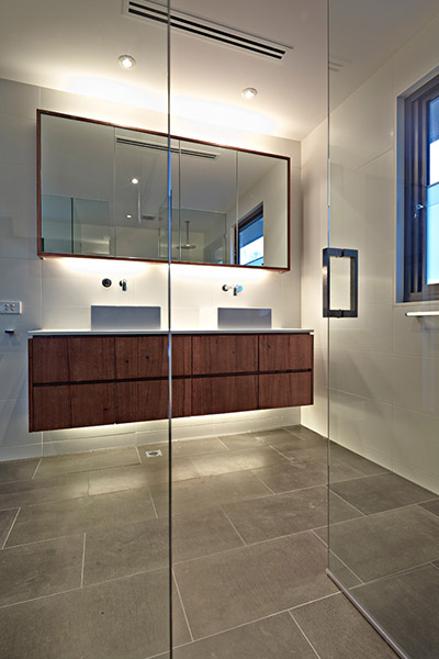 Elsternwick Renovation Contemporary Bathroom