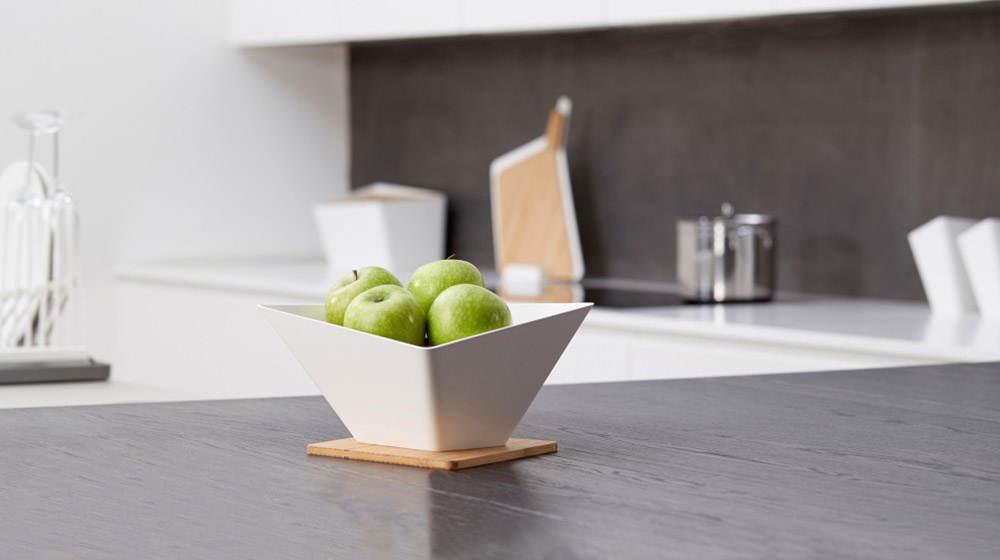 Forminimal kitchenware white fruit bowl