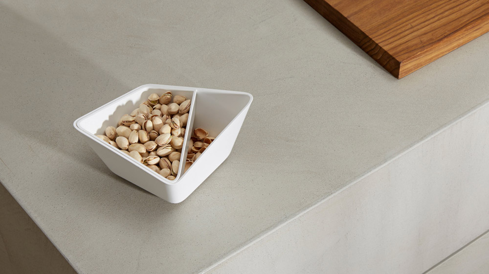 Forminimal snack bowl by black+blum