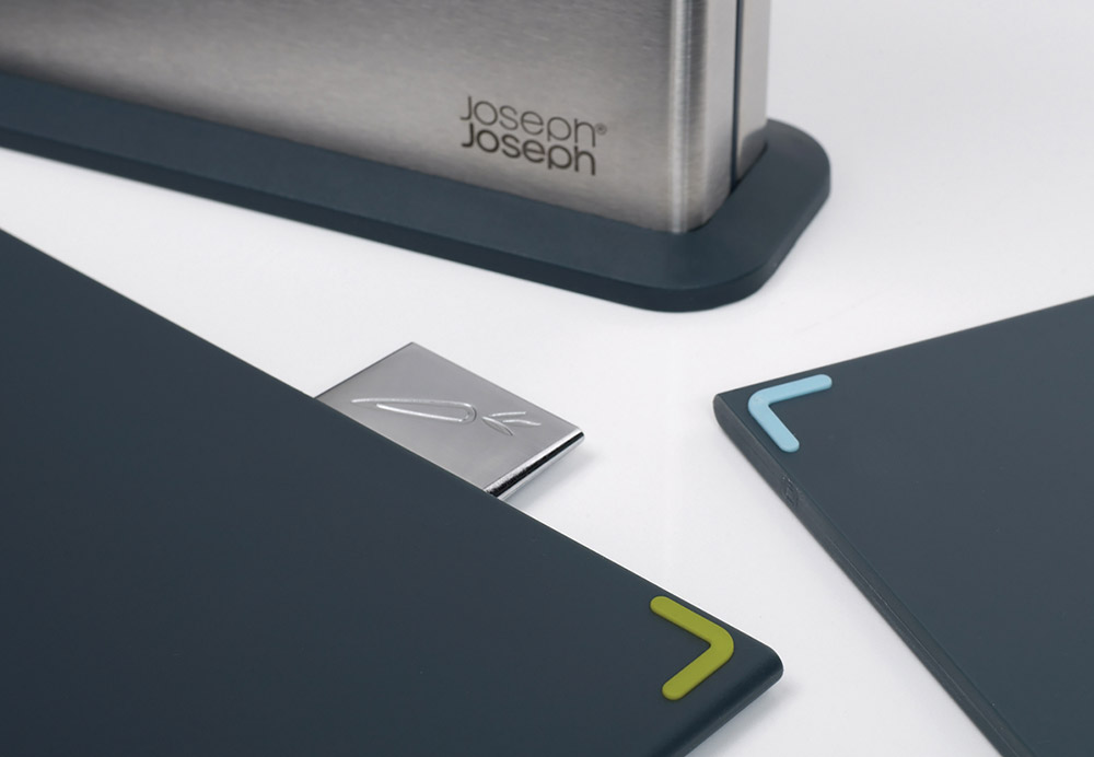 Joseph Joseph Index chopping board set adds style to your kitchen