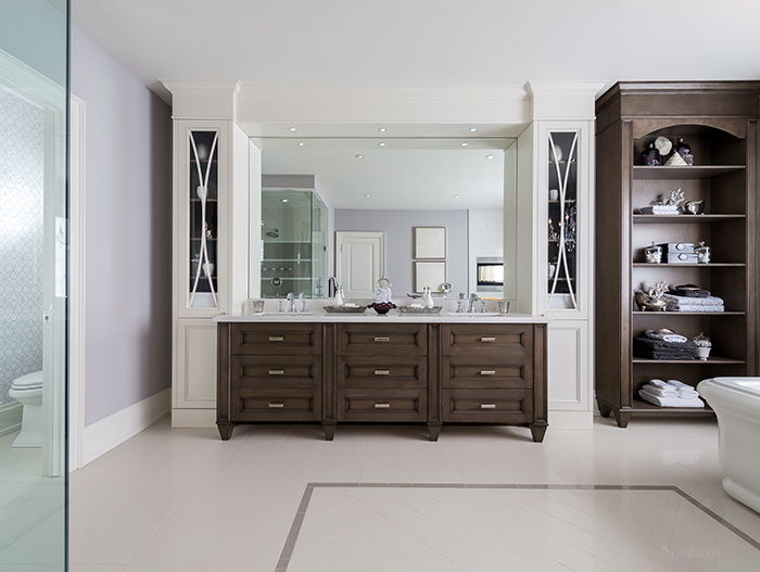 Large Bathroom In Traditional Model House