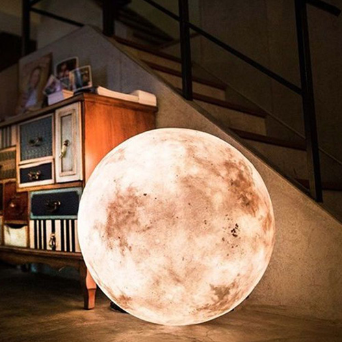 Luna XXL moon lantern for a romantic living room