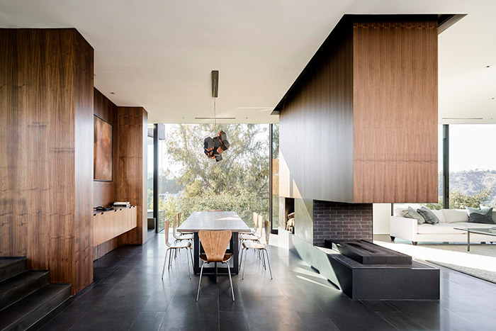 Luxurious Dining Room In A Modern Beverly Hills House