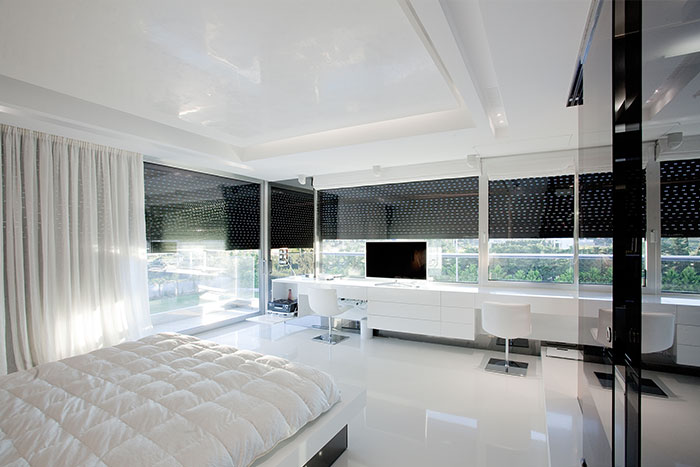 Luxurious House In Athens Modern White Bedroom