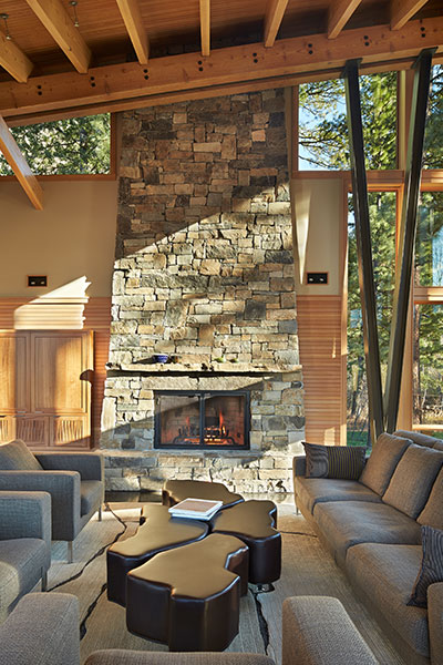 Mazama - Mountain House Living Room With Unique Coffee Table