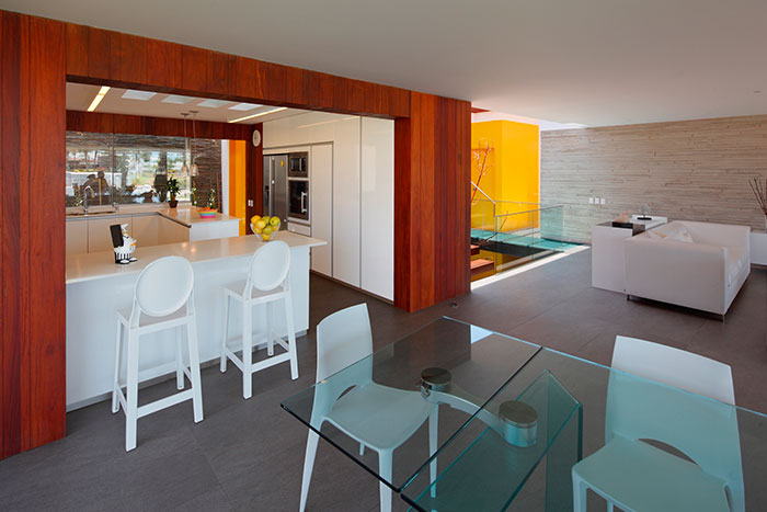 Modern Dining Room And Kitchen