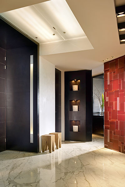 Modern Foyer Entry In Luxurious Apartment In Florida