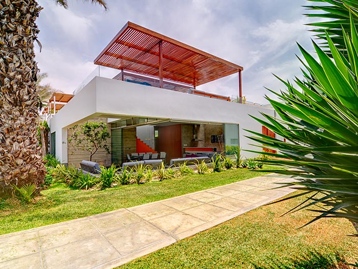 Modern House Exterior In Lima Peru