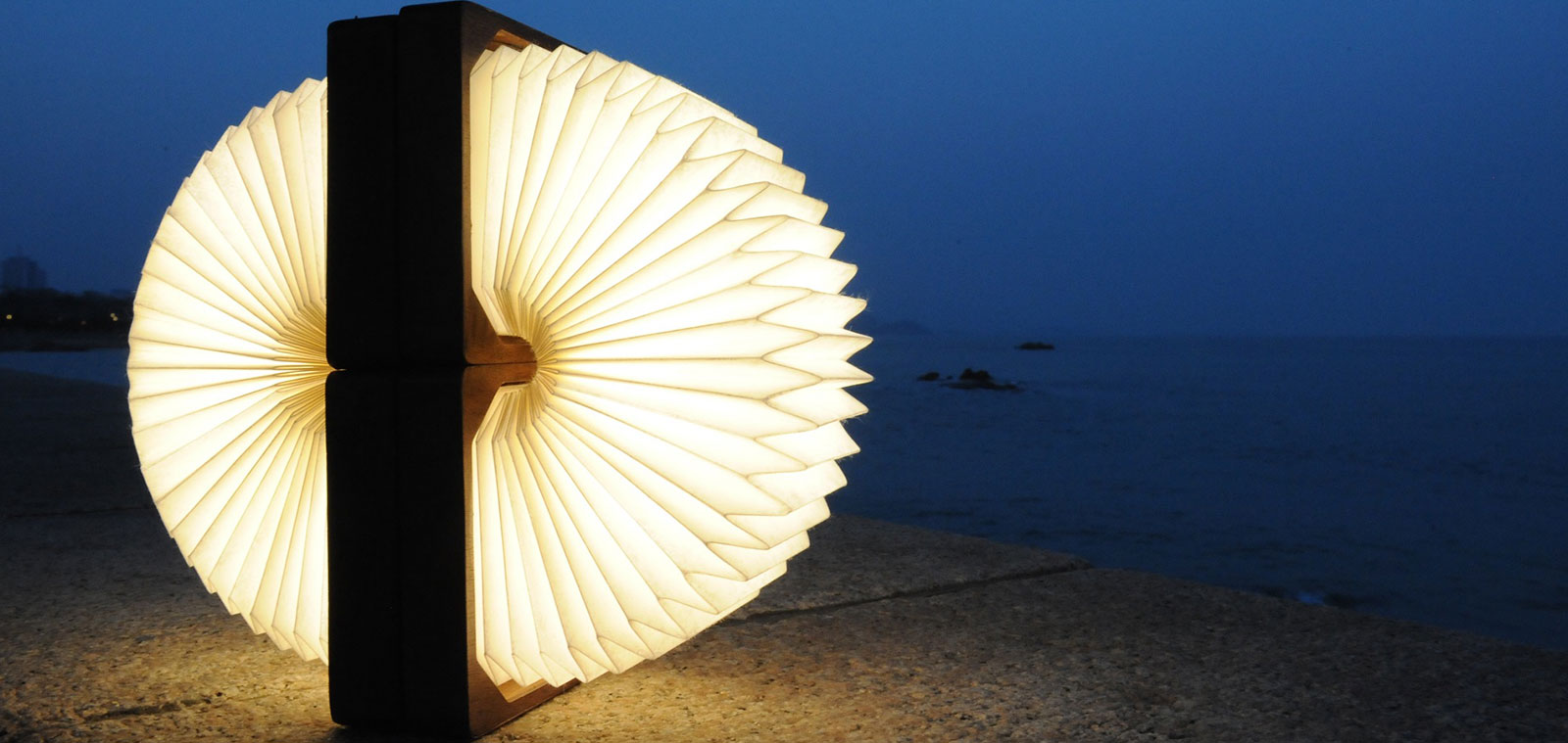 Orilamp Origami Smart Lamp