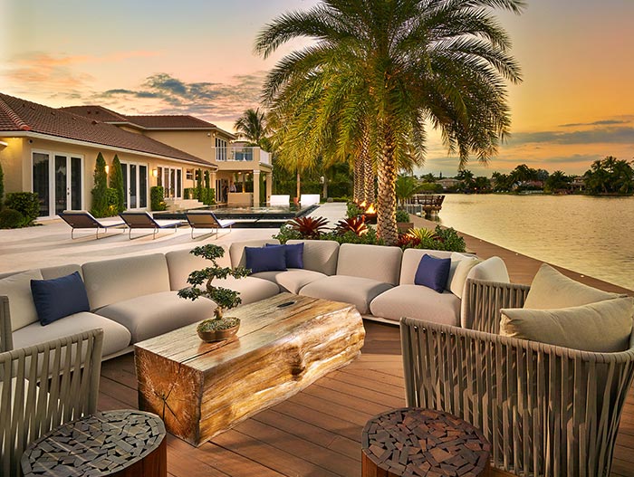 Outdoor Entertainment Area With Spectacular Ocean View