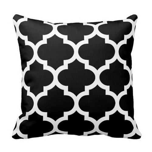 Quatrefoil Pillow in Black and White