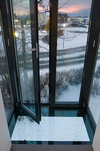 Renovated Apartment In Reykjavik By Gudmundur Jonsson