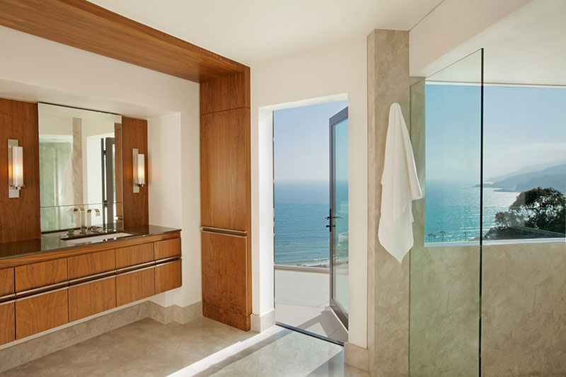 Hillside Los Angeles Home - Modern Bathroom