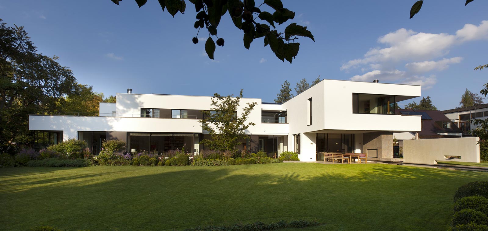 Stunning Bauhaus Style Home In Munich Germany