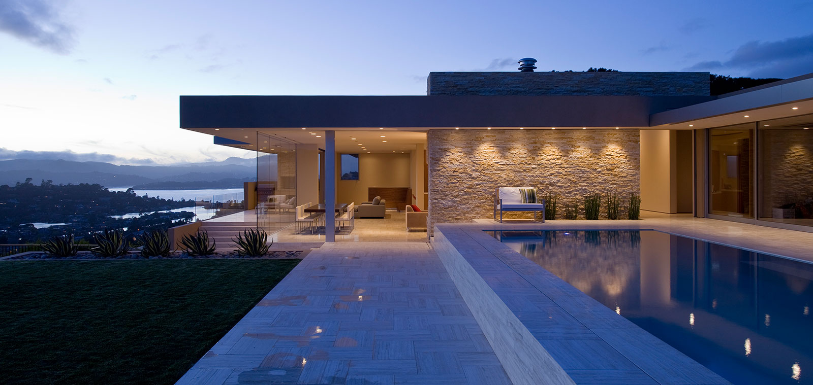 Stunning Home With Spectacular Views Of San Francisco Bay