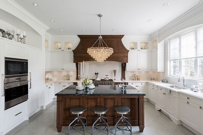 Traditional Kitchen Design by Jane Lockhart Interior Design