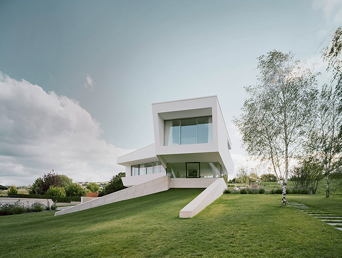 Ultra-Modern House Near Vienna By Project A01 Architects