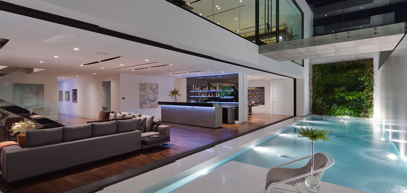 Amazing Tanager Way mansion with contemporary architecture overlooks Los Angeles