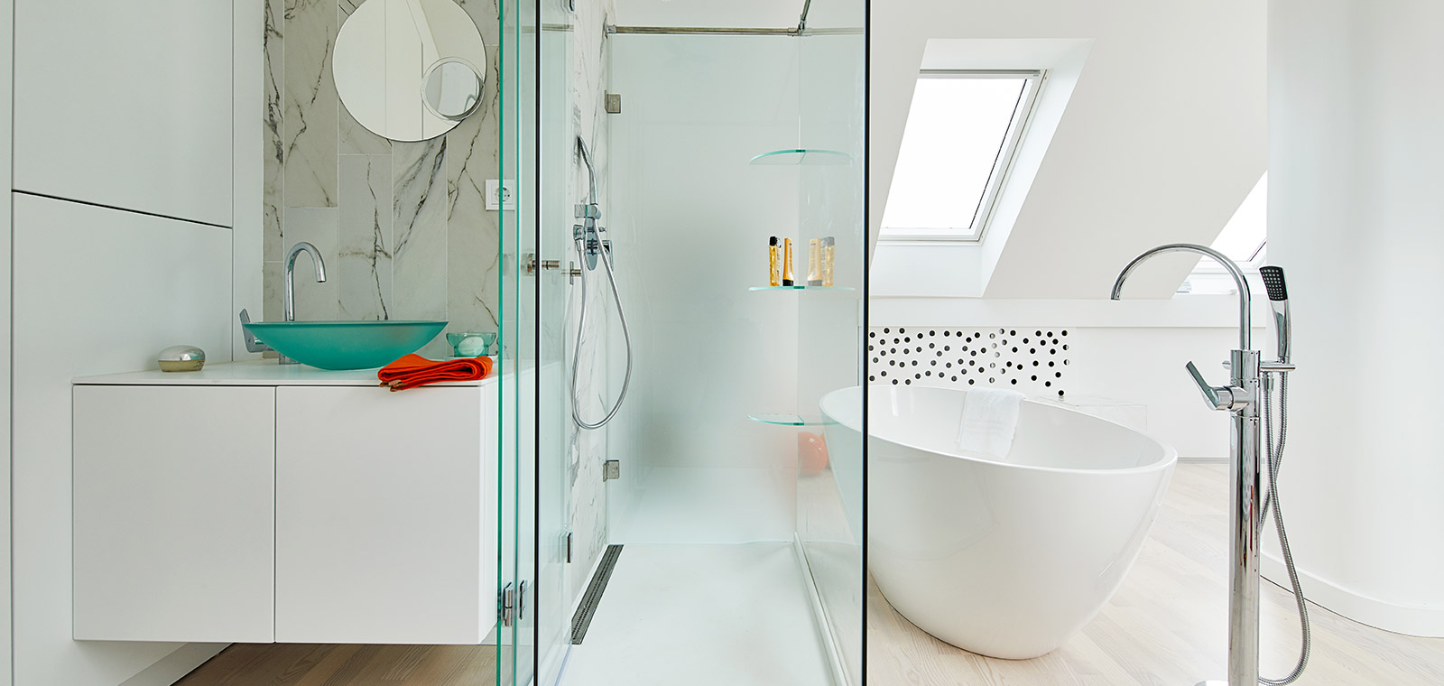 White bathroom design idea in a renovated apartment located in Budapest, Hungary