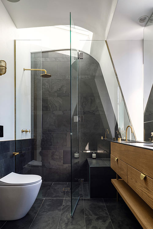 Contemporary bathroom in a stylish terraced house located in Sydney