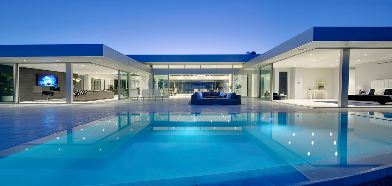 Carla Ridge residence, Beverly Hills mega mansion with amazing views of Los Angeles and gorgeous swimming pool