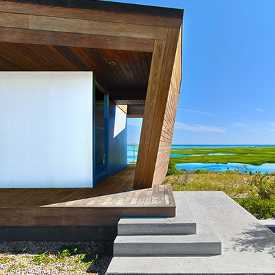 Contemporary architecture: Amazing 2-storey beach house in Provincetown with beautiful interior by Hariri & Hariri Architecture