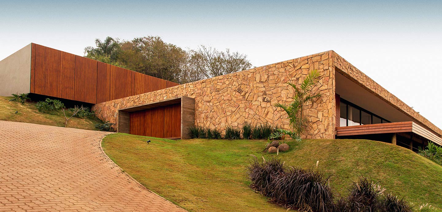 Casa Das Pedras - beautiful Brazilian House by mf+arquitetos with amazing mountain views