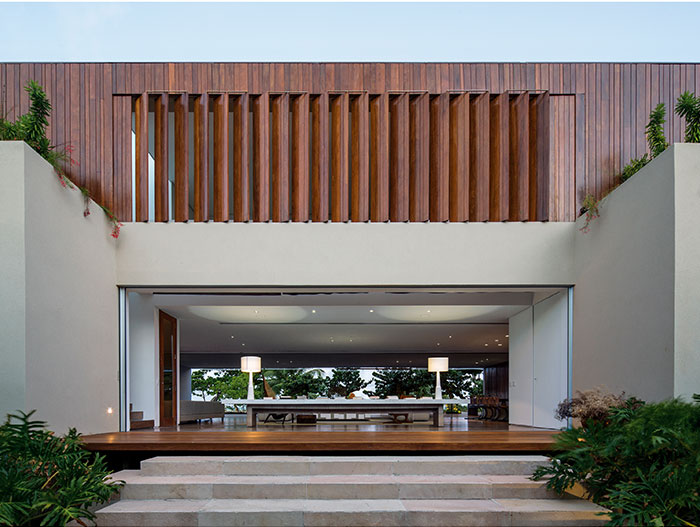 Amazing entrance to stunning beach house in Brazil
