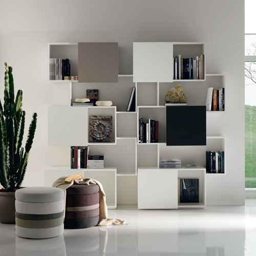 Piquant A Bookshelf