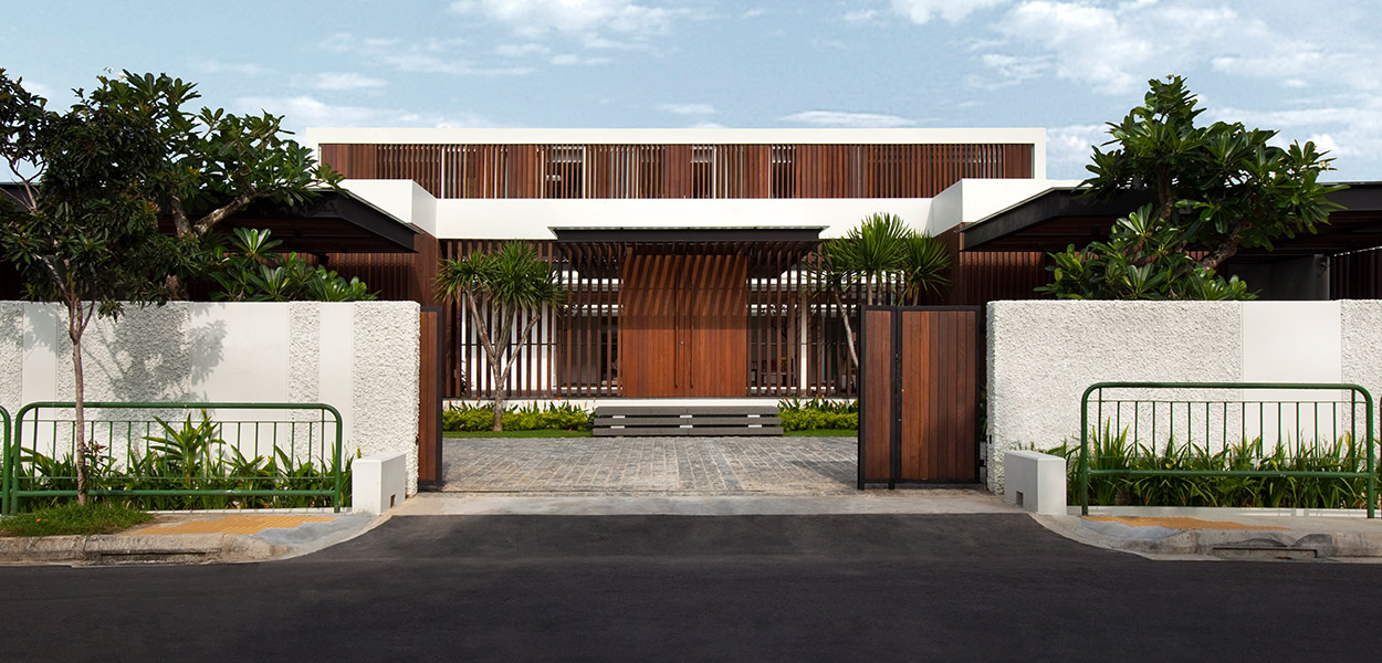 Enclosed Open House by Wallflower Architecture + Design: Spacious contemporary house in Singapore strikes a balance between privacy and openness