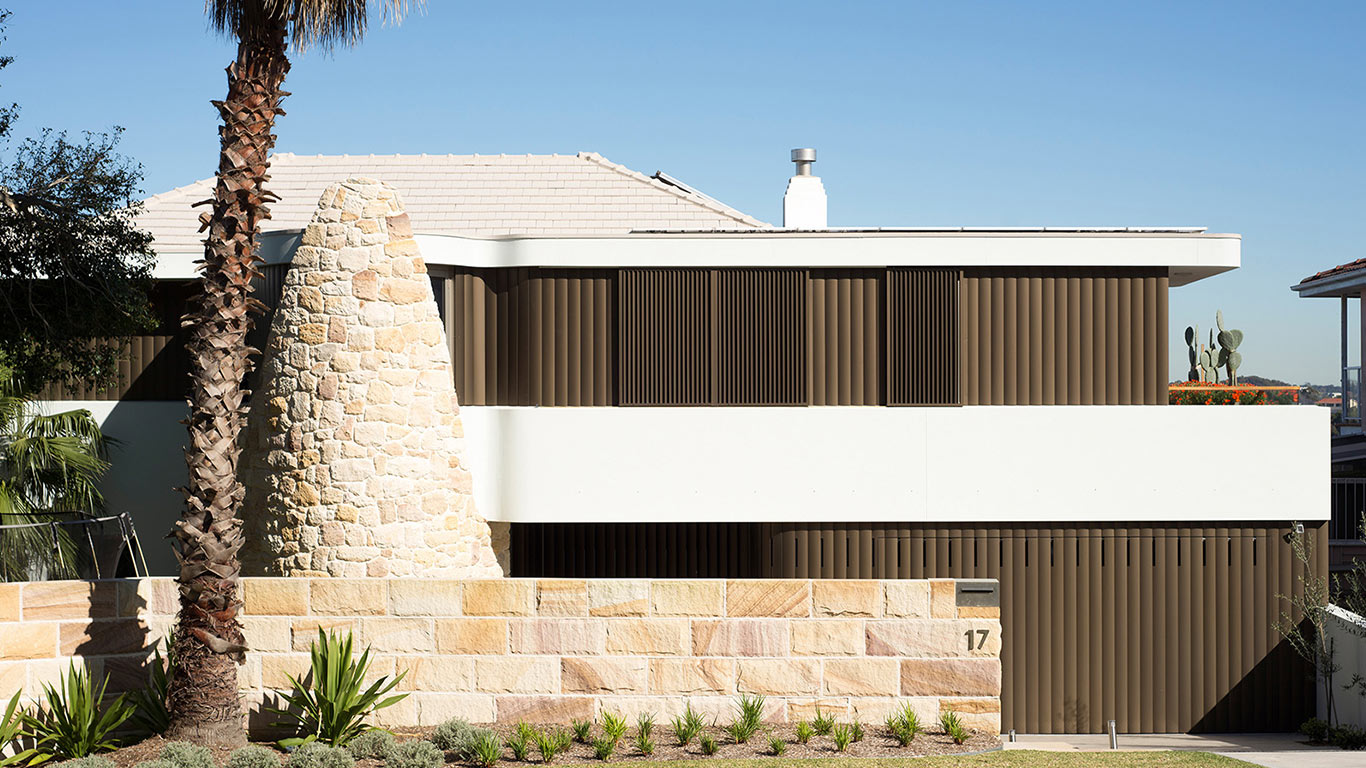 From bland to brilliant: Contemporary Martello Tower House by Luigi Rosselli Architects