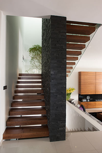 GM House by GLR Arquitectos gorgeous staircase in luxurious house Mexico