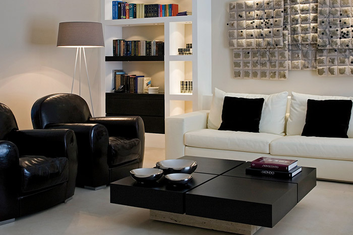 Great living room design in modern duplex apartment with top of the line modern Italian furniture - Ernesto Fusco