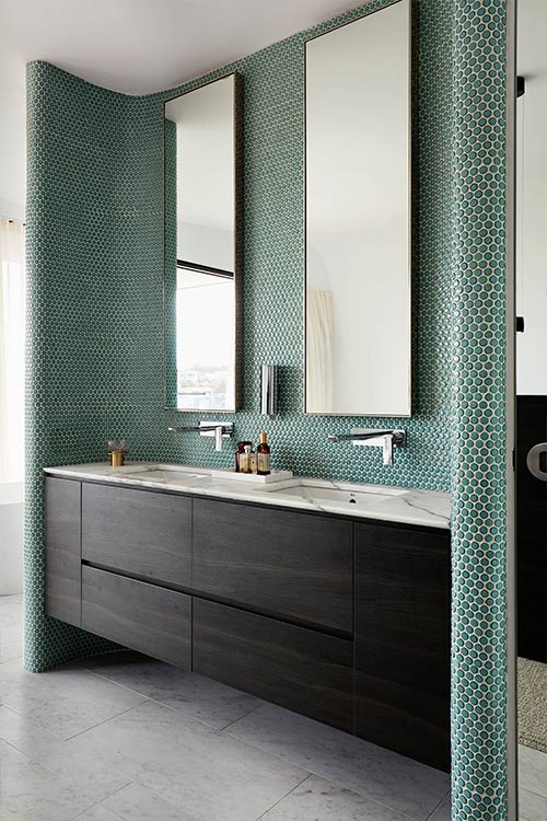 Green bathroom design idea in an Australian home