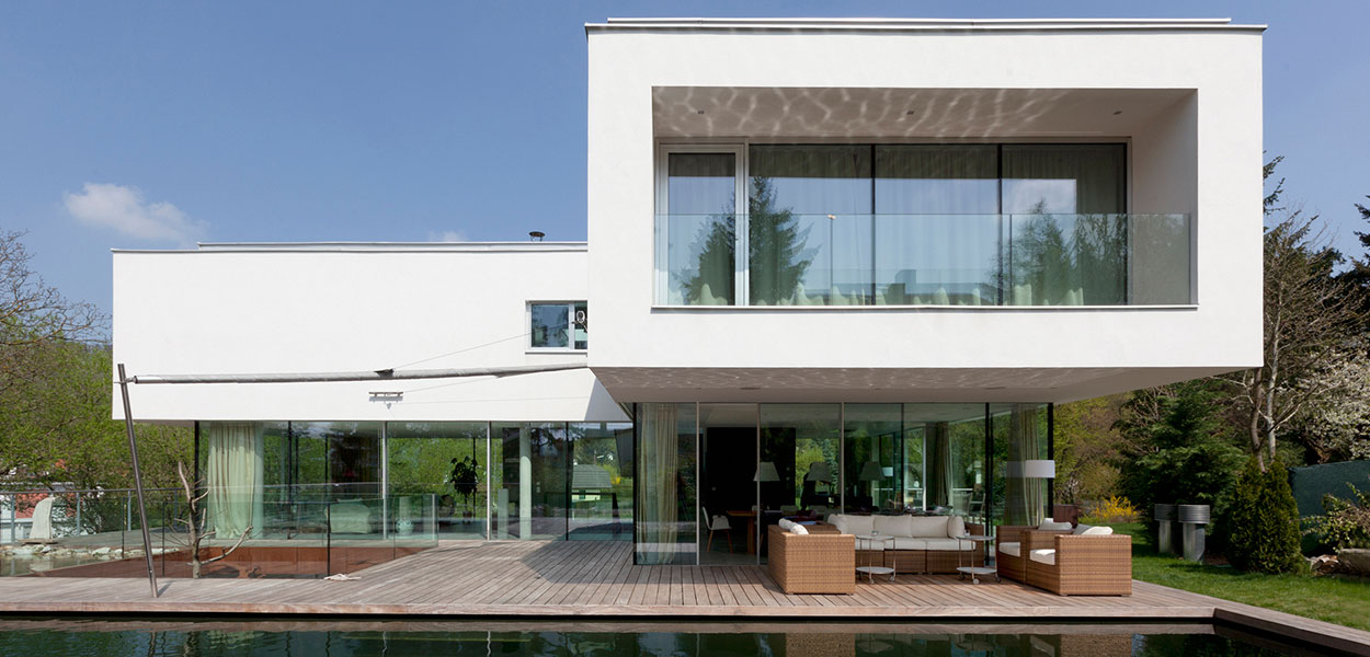 A light-filled, low-energy house in Vienna, Austria by Architekt Zoran Bodrozic