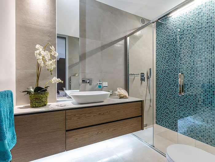 Modern Italian bathroom design by NG-Studio