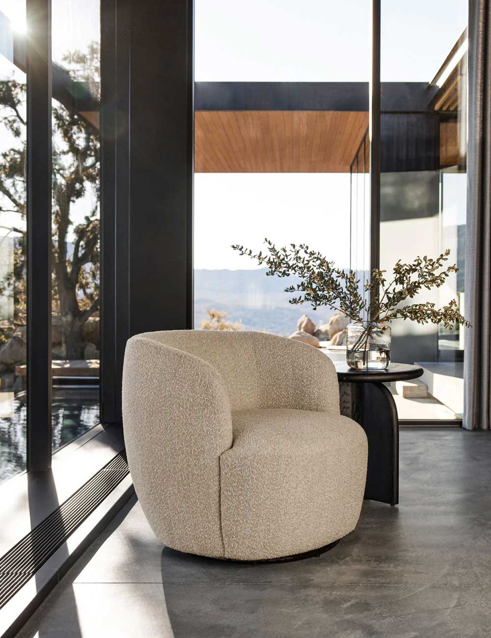 25 Boucle Chairs That Bring Style and Comfort to Your Home 10