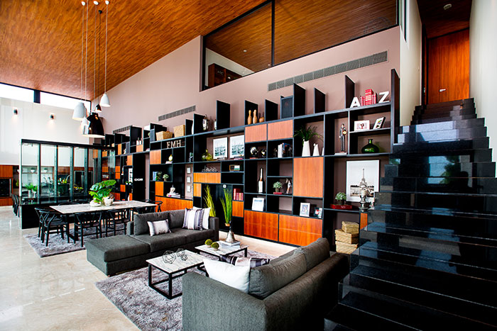 Modern living room design in amazing house in Yucatan, Mexico by Seijo Peon Arquitectos y Asociados