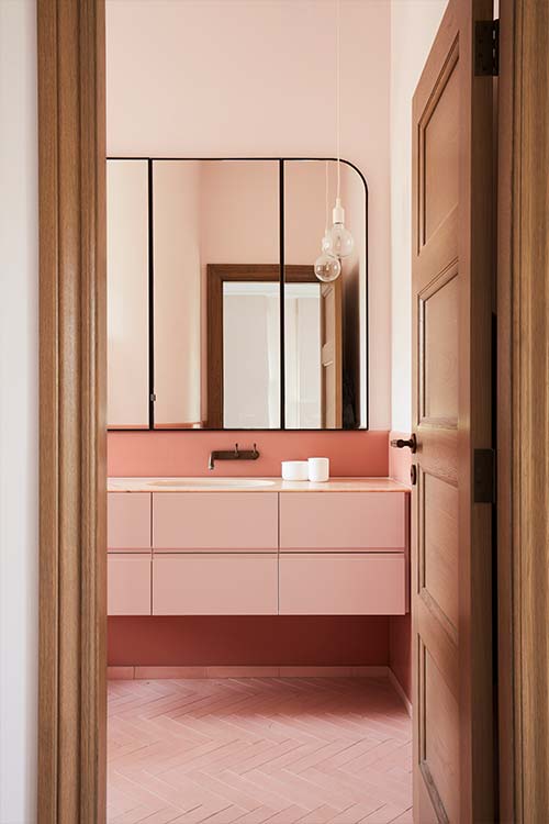 Peppertree Villa by Luigi Rosselli Architects located in Bellevue Hill, Sydney, Australia - pink bathroom