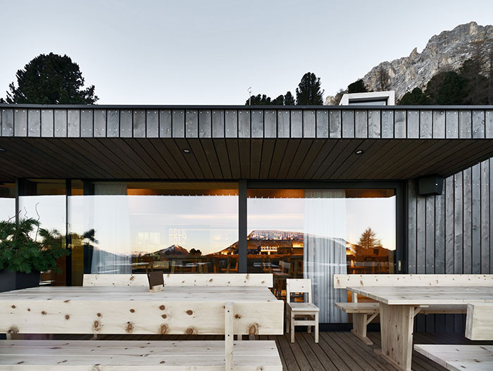This restaurant by Peter Pichler Architects in Italy offers stunning mountain views