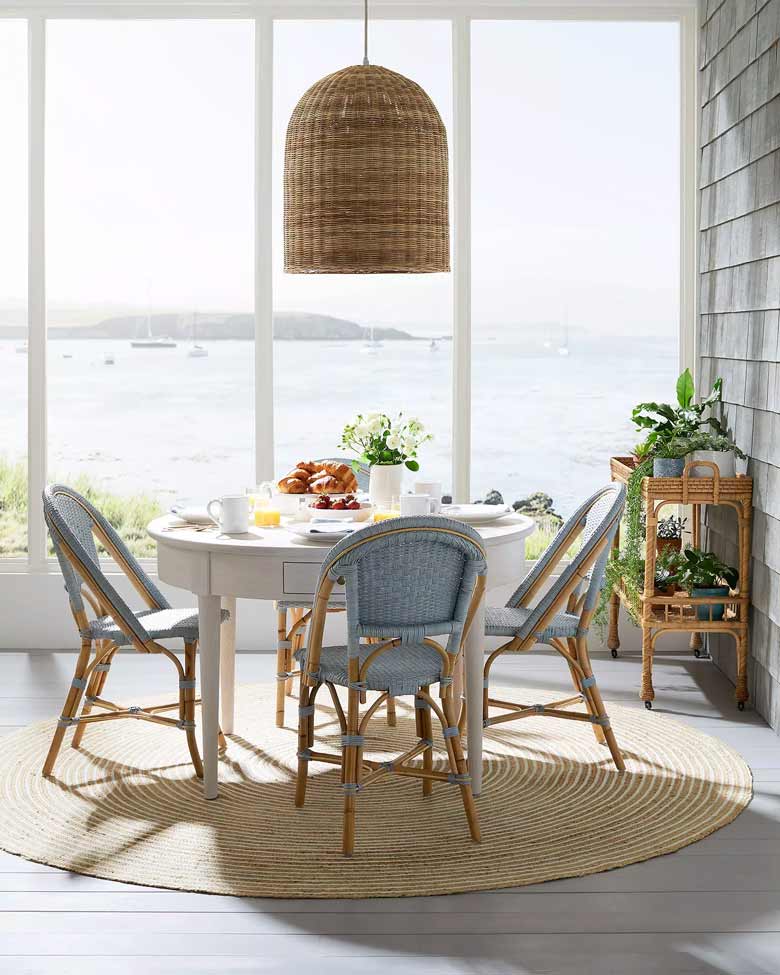 Beach House Round Expandable Breakfast Table