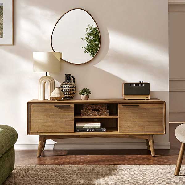 Seb rustic TV Stand