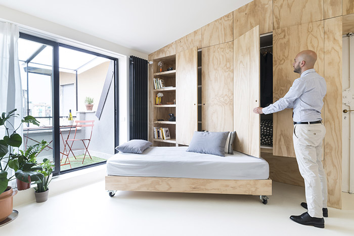 OCS Batpin Flat by Studio WOK - small apartment of only 28square meters in Milan, Italy whose living space transforms from living, dining, study and master bedroom