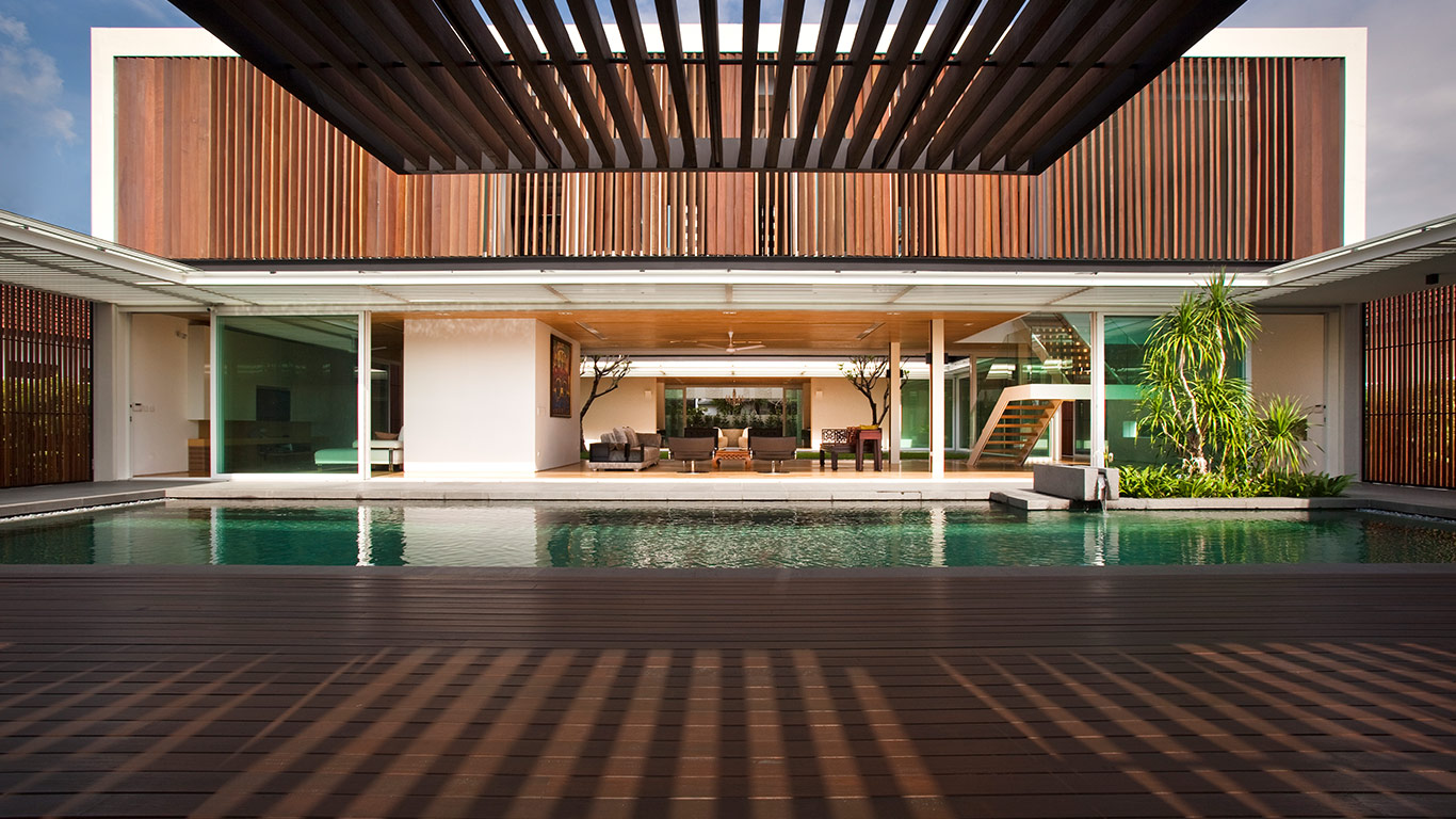 Spacious contemporary house in Singapore strikes a balance between privacy and openness